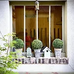La Bastide De فندق مبيت وإفطار 4*