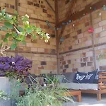 La Bastide De فندق مبيت وإفطار