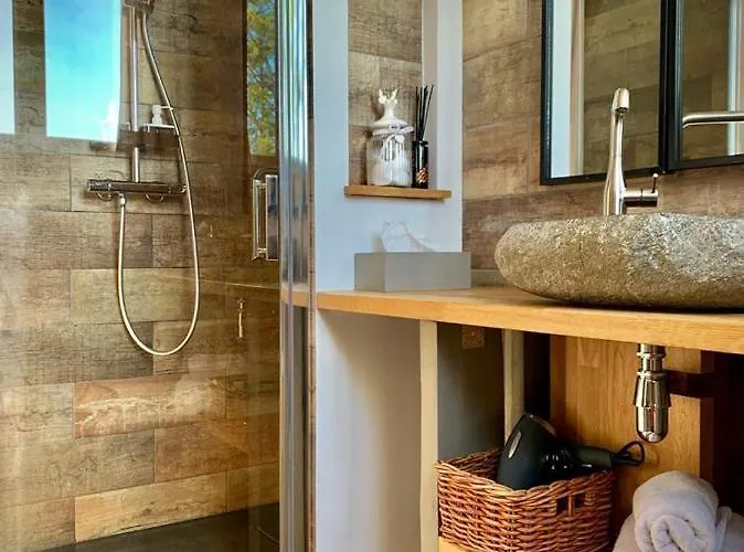 La Bastide De Alojamento de Acomodação e Pequeno-almoço 4*